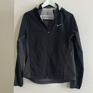 Nike shield running jacket w/ removable hood - S